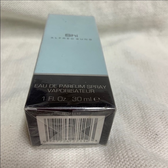 Shi by Alfred Sung - Picture 3 of 4